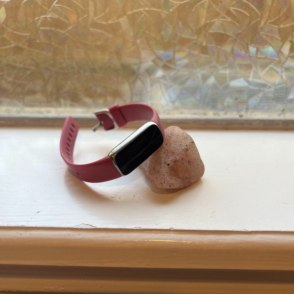 Fitbit Luxe
